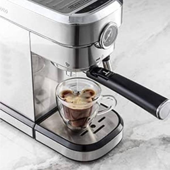 MINI DISNEY MICKEY MOUSE 3D 2 PC CUP SET. - Picture 3 of 3